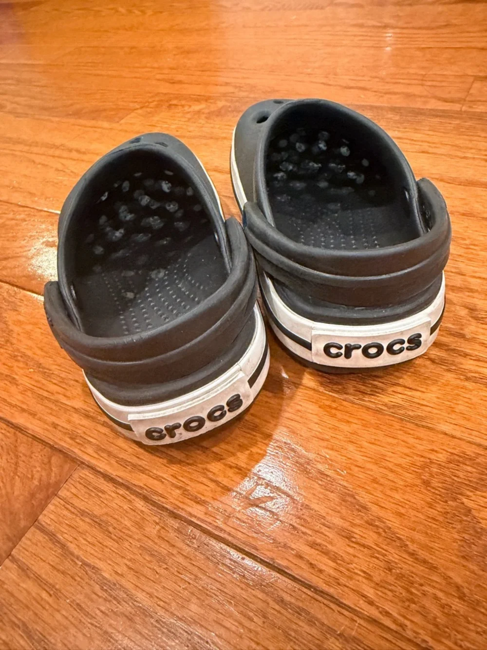 CROCS lightweight cushioned
